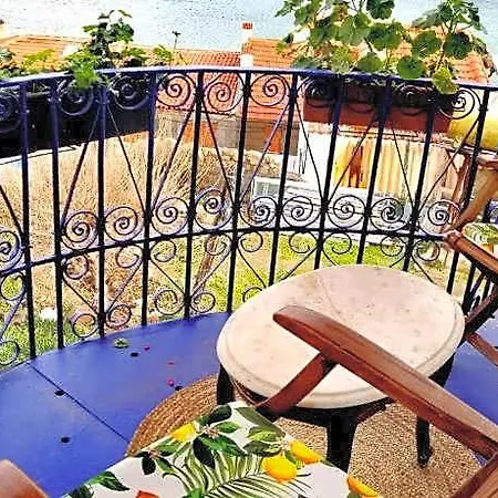 Mitos Hotel 4*