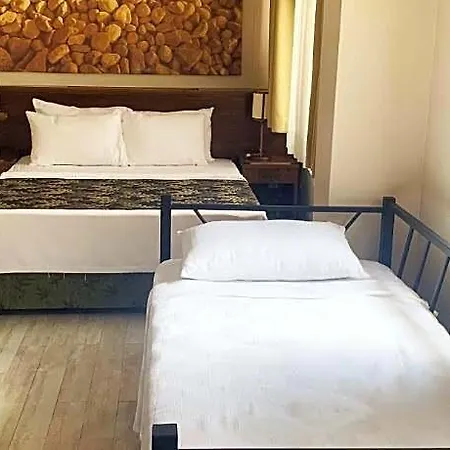 Hotel Mitos 4*