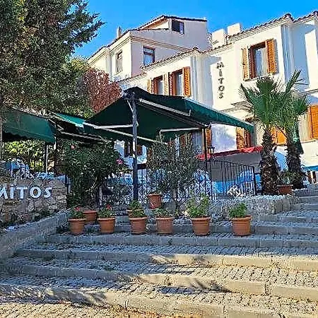 Hotel Mitos 4*