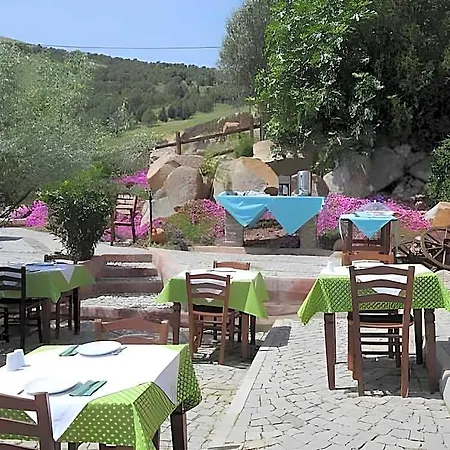 Mitos Hotel